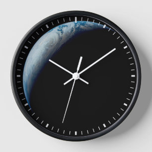 Horloge Crescent Terre De La Mission Apollo 4. 2