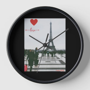 Horloge d'amour du coeur Eiffel