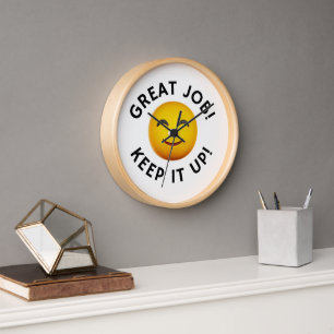Horloge de conception Emoji pour les bureaux et la
