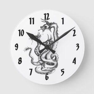 Horloge de conception Hydra à trois têtes
