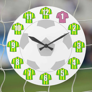 Horloge de football - avec Chemises vertes et jaun