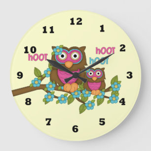 Horloge de hibou de bande dessinée