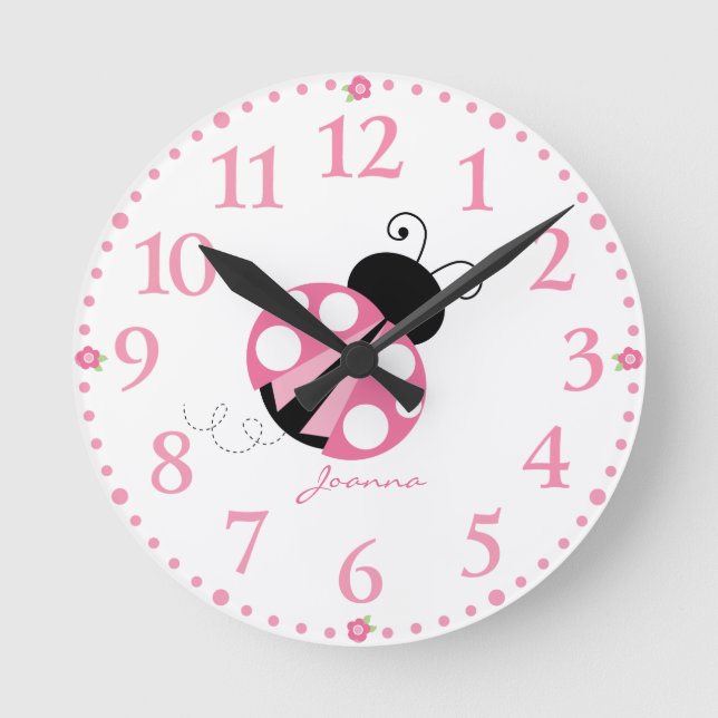Horloge de la coccinelle rose pâle personnalisée (Recto)