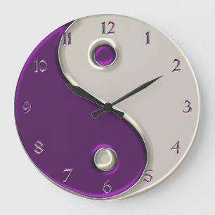 Horloge de Yin Yang dans le pourpre et tandis que