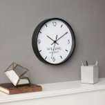 Horloge do-it-yourself | Couleur, nom, texte personnalisés<br><div class="desc">Notre modèle simple d'utilisation do-it-yourself facilite la fabrication de votre propre horloge murale personnalisée. Cette horloge entièrement personnalisable comporte des chiffres et des tirets noirs. Cliquez sur Personnaliser ce Modèle pour ajouter ou supprimer un nom ou un autre texte. Cliquez ensuite sur Personnaliser Pour sélectionner la couleur de l'horloge, ajoutez...</div>