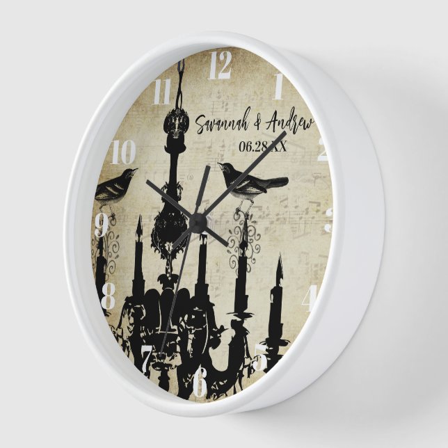 Horloge d'oiseau jaune moutarde personnalisée (Angle)