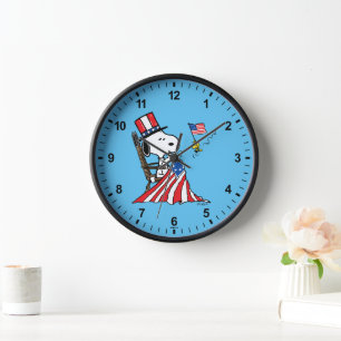 Horloge Drapeau 4 juillet à coudre Snoopy