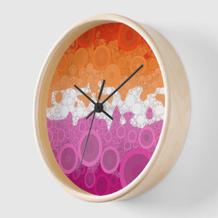 Horloge Drapeau de fierté lesbienne abstrait groovy bohème