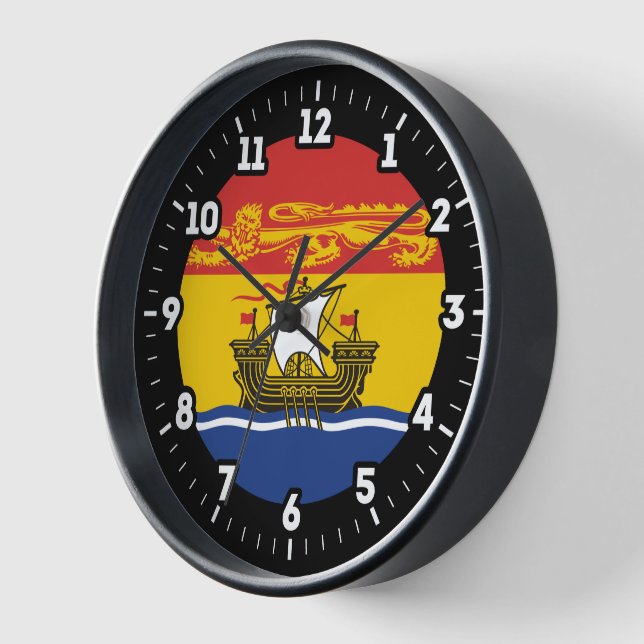 Horloge Drapeau du Nouveau-Brunswick cadran graphique (Angle)
