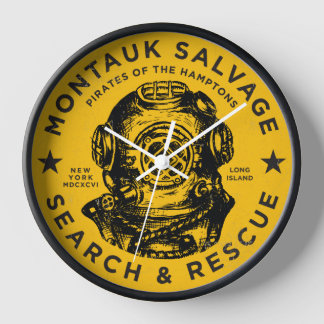 Horloge du casque de plongée Montauk Salvage Co.