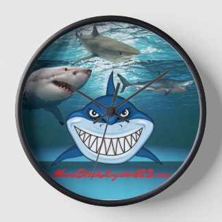 Horloge Eau infectée par le requin (horloge)