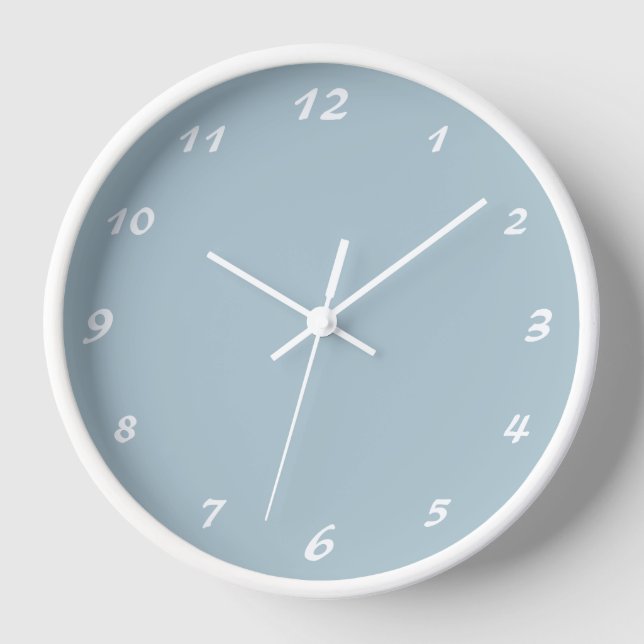 Horloge Élégant nombre blanc | Classic Pastel Blue (Recto)