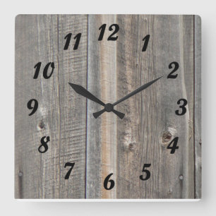 Horloge en bois de regard de grange