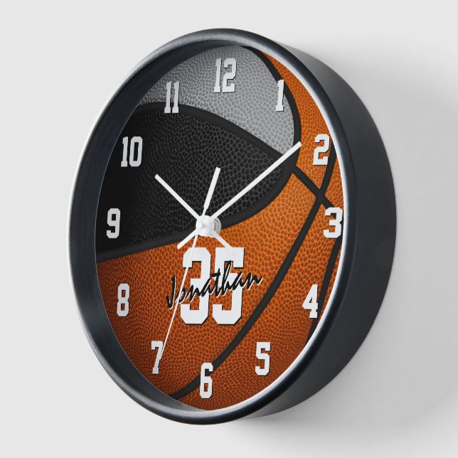 Horloge équipe noire gris couleurs basketball personnalisé (Angle)