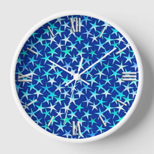 Horloge Étoiles satinées, bleu pâle sur cobalt