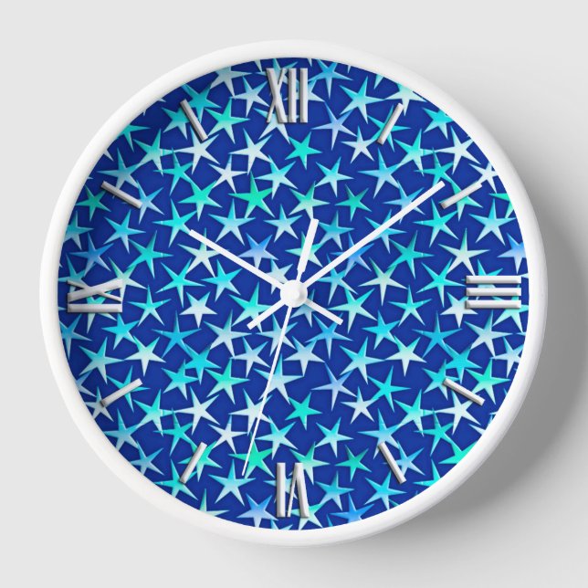 Horloge Étoiles satinées, bleu pâle sur cobalt (Recto)