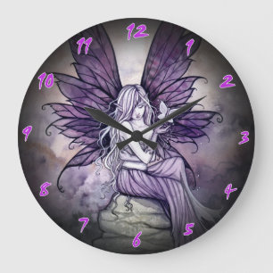 Horloge fantaisiste avec fée violette et papillon