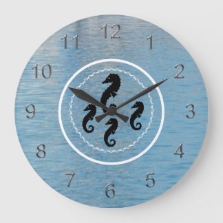 Horloge - Hippocampes, Eau et Anneaux Blancs