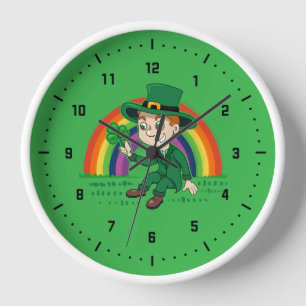 Horloge Joli dessin animé leprechaun avec shamrock et arc-