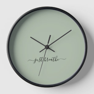 Horloge Juste respirer vert élégant script yoga