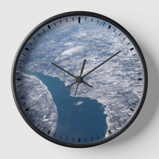 Horloge Le Cratère Manicouagan Et Le Saint-Laurent (Recto)