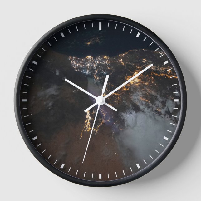 Horloge Les Lumières De La Ville De Jazan Et De Ses Banlie (Recto)