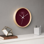 Horloge Logo de marque minimaliste Monogramme rose bordeau<br><div class="desc">Logo de marque minimaliste Monogramme rose bordeaux</div>