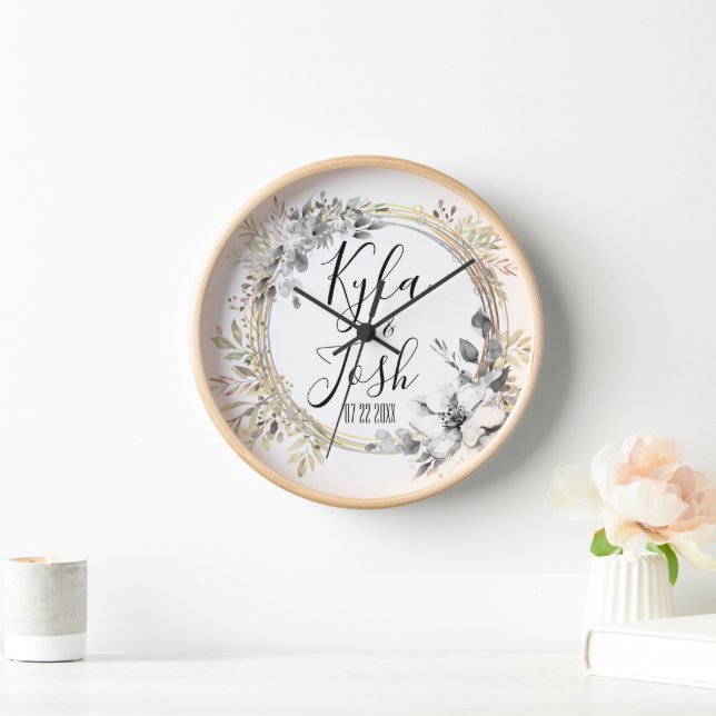 Horloge Mariage de couronnes florales en argent chic perso (Maison)