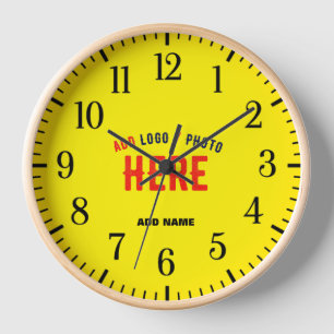 HORLOGE MARQUE VÉRIFIÉE JAUNE CLAIR ET MODERNE