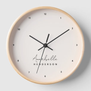 Horloge Monogram neutre   Minimalist stylish