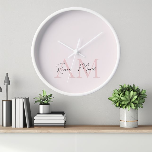 Horloge Monogramme minimal initial et nom Pastel rose (Créateur téléchargé)
