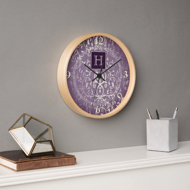 Horloge Monogramme violet Élégant (Bureau)