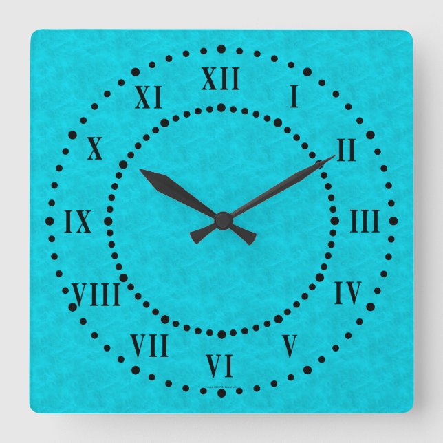 Horloge murale à chiffres romains en aspect parche (Recto)