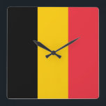 Horloge murale avec le drapeau de la Belgique<br><div class="desc">Horloge murale patriotique impressionnante avec le drapeau de la Belgique. Ce produit son personnalisable.</div>