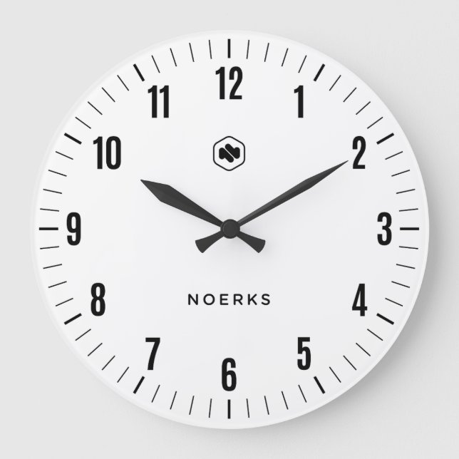 Horloge Murale Blanche Minimaliste (Recto)