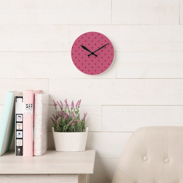 Horloge murale coeurs rouges (Salle de lecture)