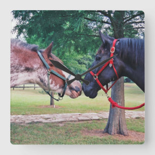 Horloge murale de chevaux de trait