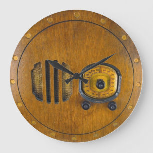 Horloge murale de conception radio vintage