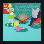 Horloge murale de la télévision classique des anné<br><div class="desc">Cette horloge murale de télévision classique des années 1950 présente une parfaite famille des années 1950 dans son habitat naturel. Ils sont dans leur salon turquoise et turquoise. Le père s'allonge dans sa chaise d'oeuf rouge, en lisant le journal. La fille est gercée sur le sol dans une jolie grenouille...</div>