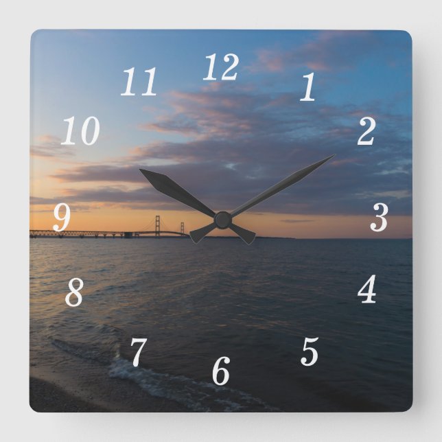 Horloge murale de Mackinaw City Dusk (Recto)
