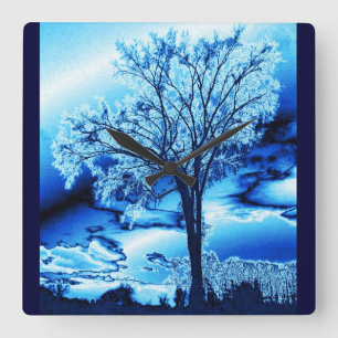 Horloge murale en arbre givré bleu