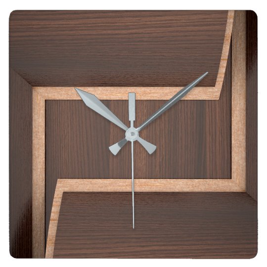 Horloge murale en bois foncée de conception