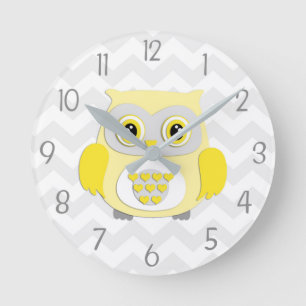 Horloge murale grise jaune de crèche de hibou