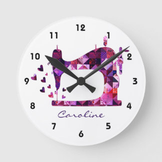 Horloge murale pourpre de machine à coudre