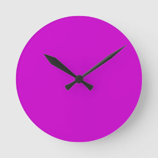 horloge murale rose/violet brillant