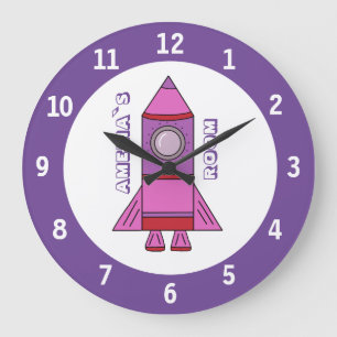 Horloge murale Space Purple Rocket Ship avec nom