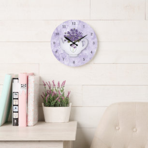 Horloge murale violette de théière