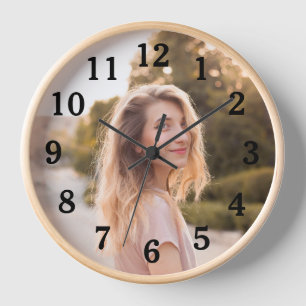 Horloge Photo de fille pour maman avec des chiffres noirs