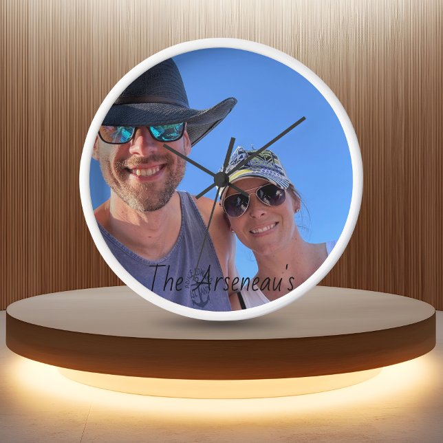 Horloge  Photo de joli Couple  (Elegant  ,Wall photo clock, add your names, Lasting Keepsake)