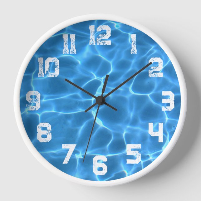 Horloge Piscine Bleue Numéros de Grunge Athlétique Blanc (Recto)